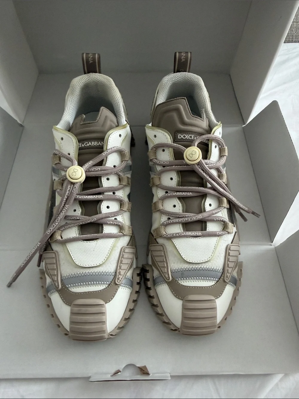 Dolce & Gabbana Cream and Beige Trail Runner Sneakers 👟